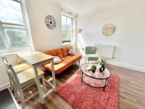 Cozy Southampton Retreat: Free Parking for Contractors, Families, and Tourists